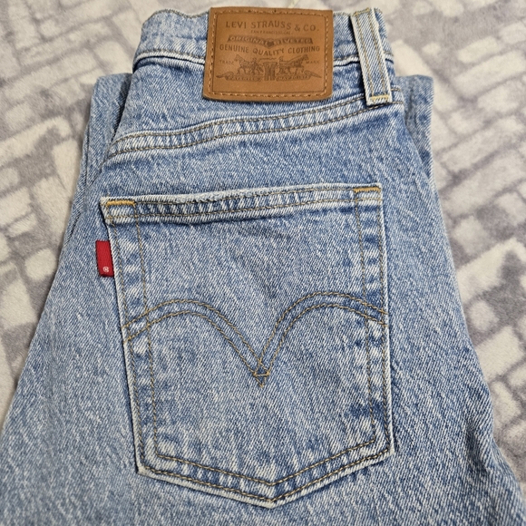 Levi's® Ribcage Stright Ankle Highest High Rise Size 24 - Picture 7 of 9
